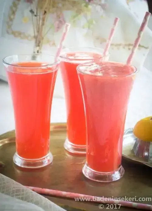 Strawberry Lemonade